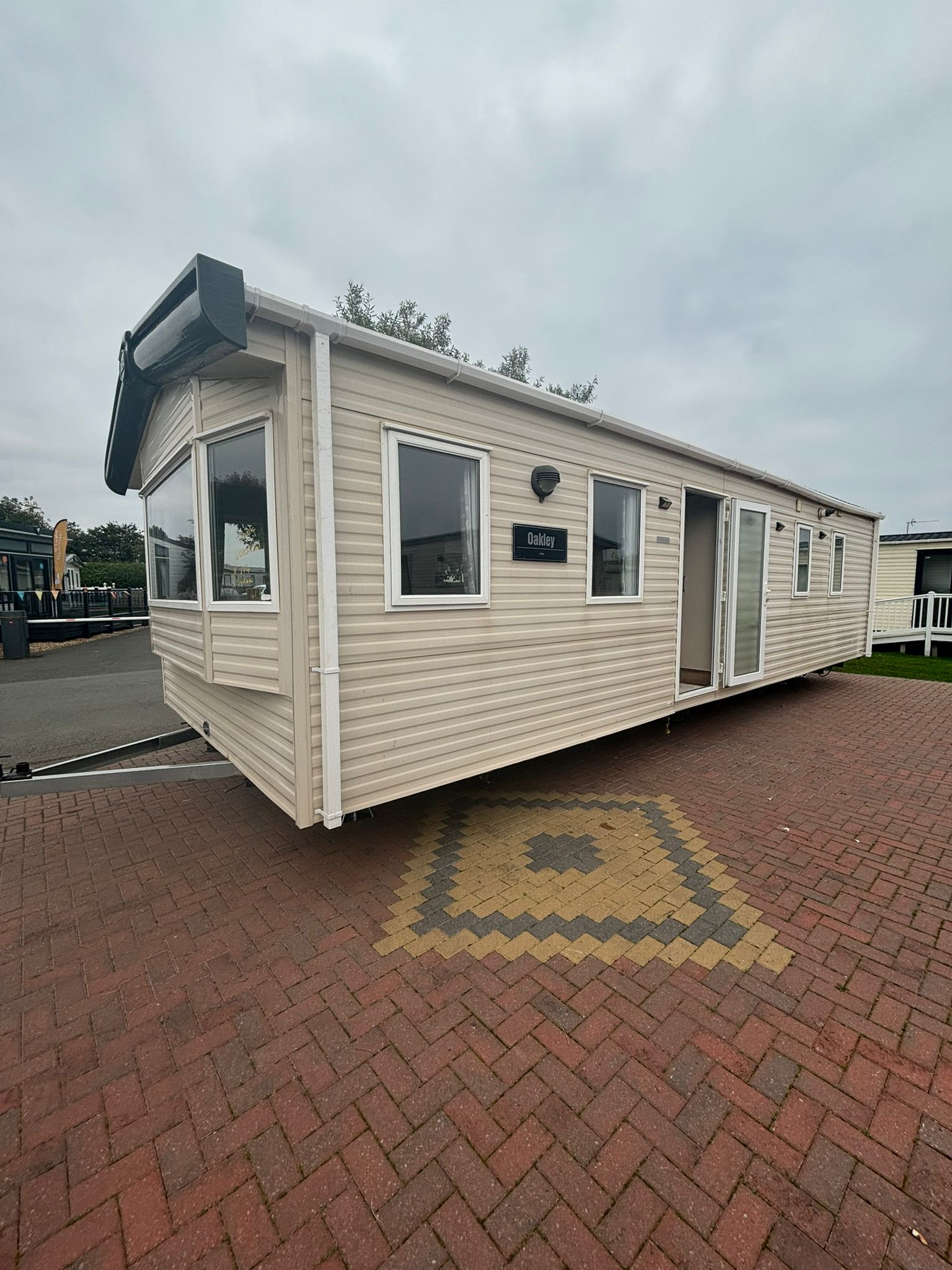 1c124418bac547cd9d95f4c09a1e5fa7