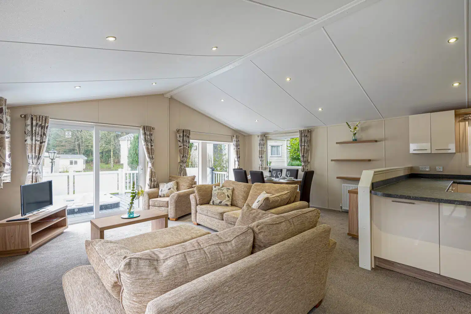 Lyons Lido Beach Holiday Park