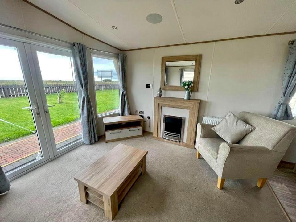 ABI Clarendon For Sale At Lyons Holiday Parks (1)