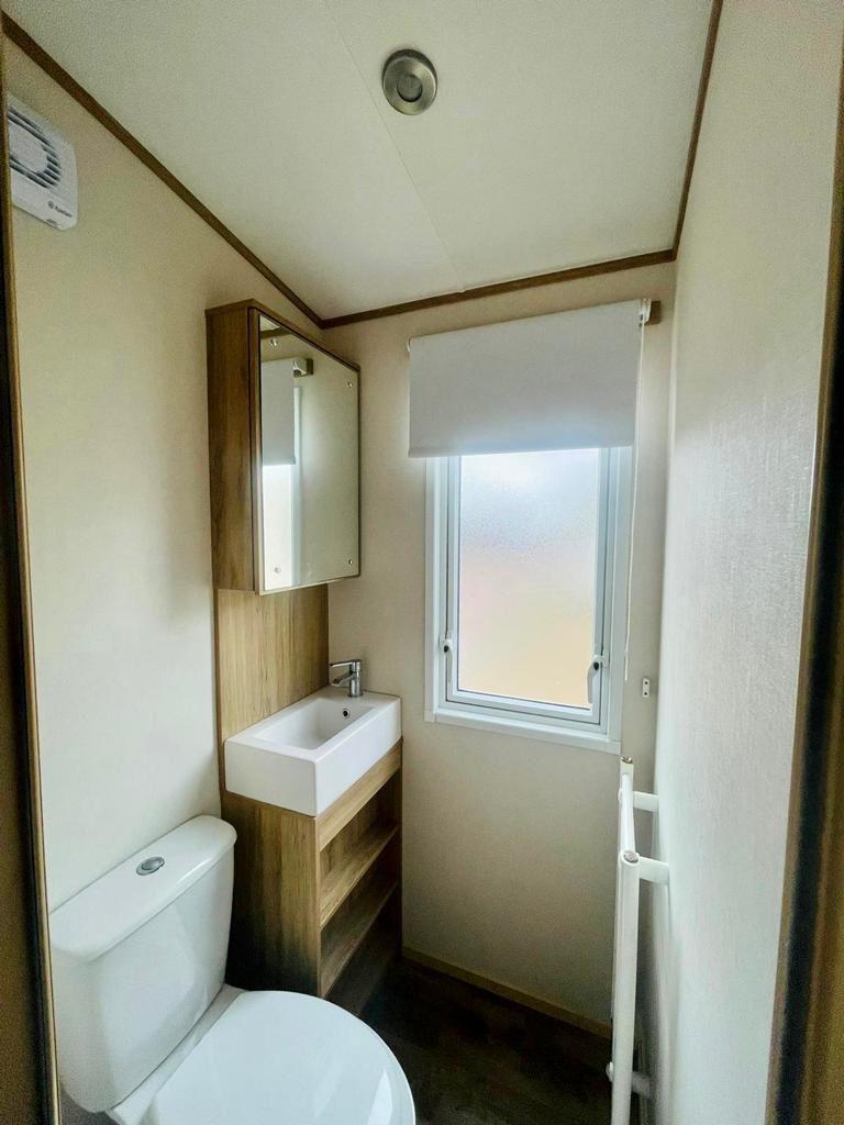ABI Clarendon For Sale At Lyons Holiday Parks (11)