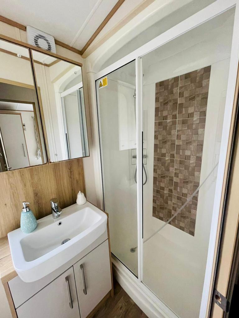 ABI Clarendon For Sale At Lyons Holiday Parks (6)