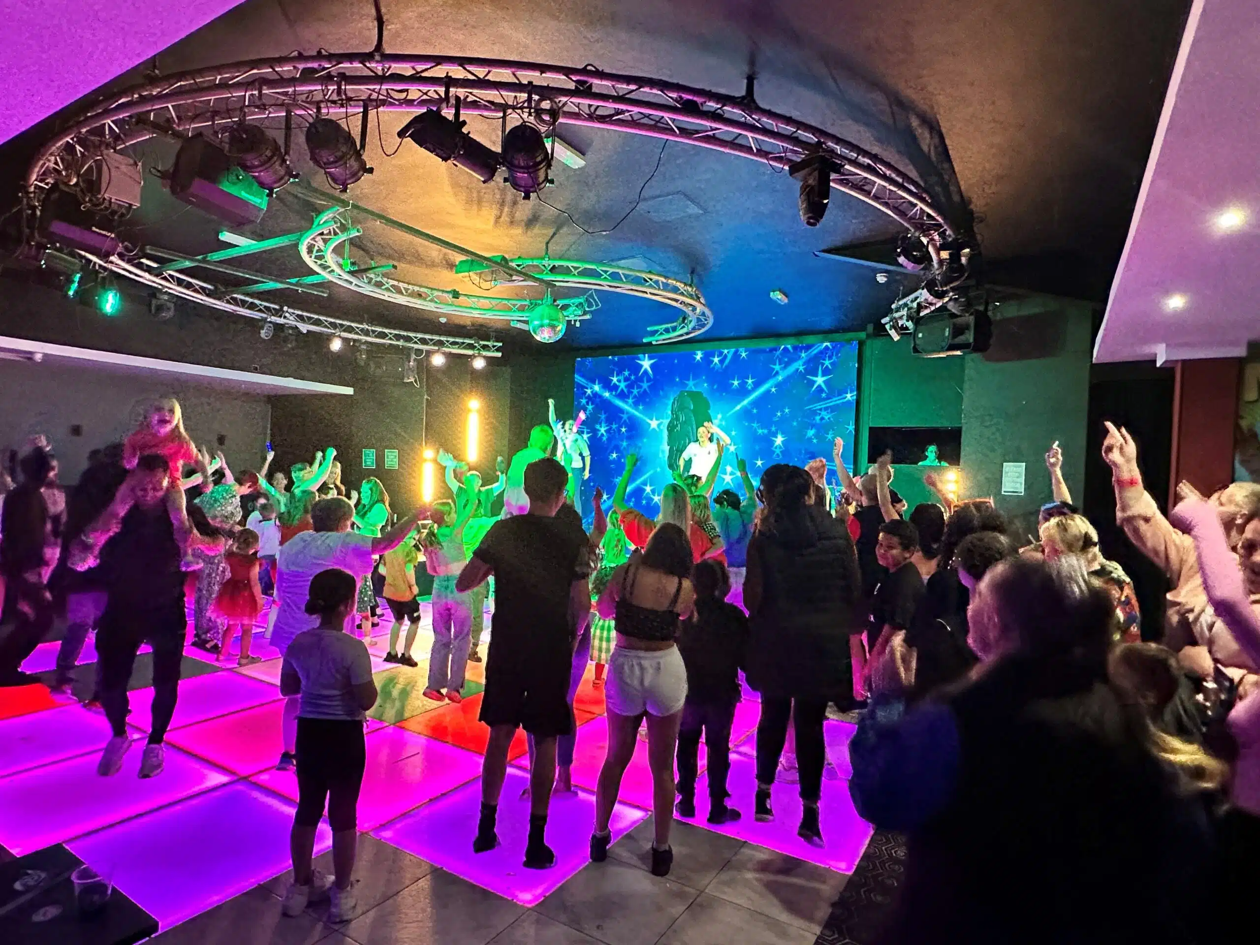 Lyons Holiday Parks Action Packed - Foresters Party