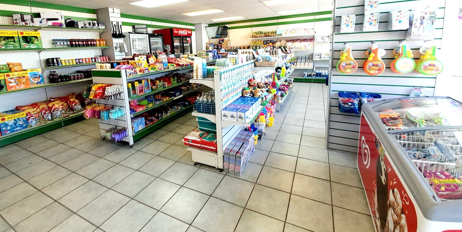 Lyons Point of Ayr - On Site Shop