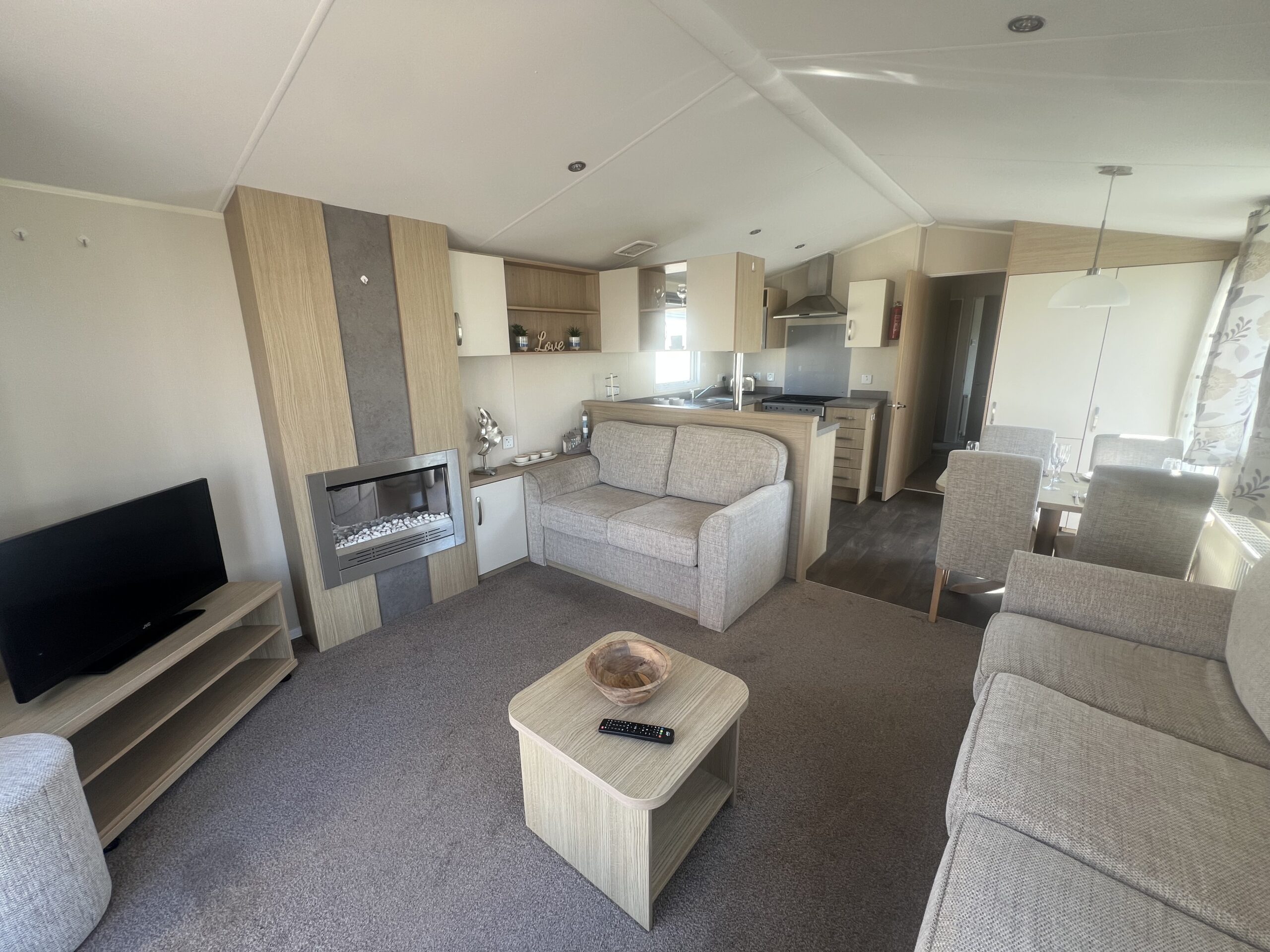 Willerby Brockenhurst for sale at Robin Hood (3)