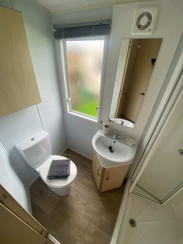 Bathroom Rio Gold