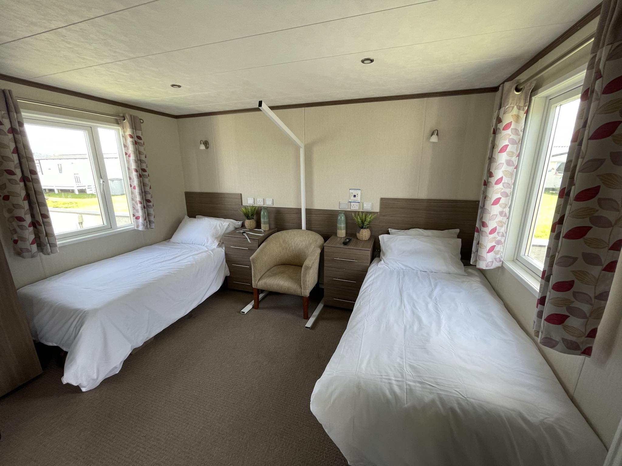 e487f8d1abe54b258323b37904e67355.jfif