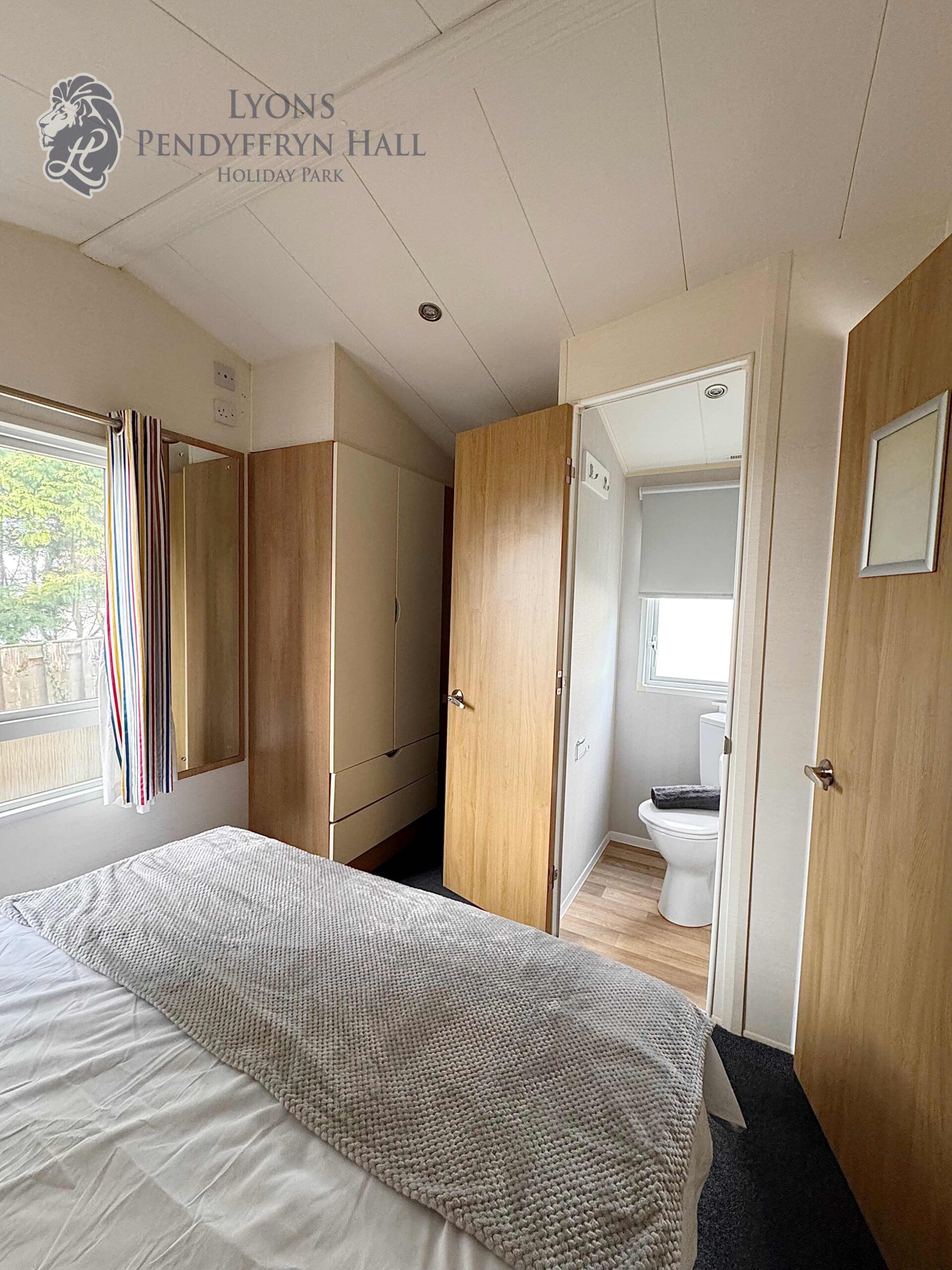 master ensuite